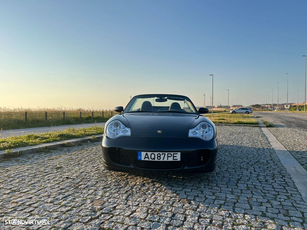 Porsche 911 (996) Carrera 4S Cabrio - 5