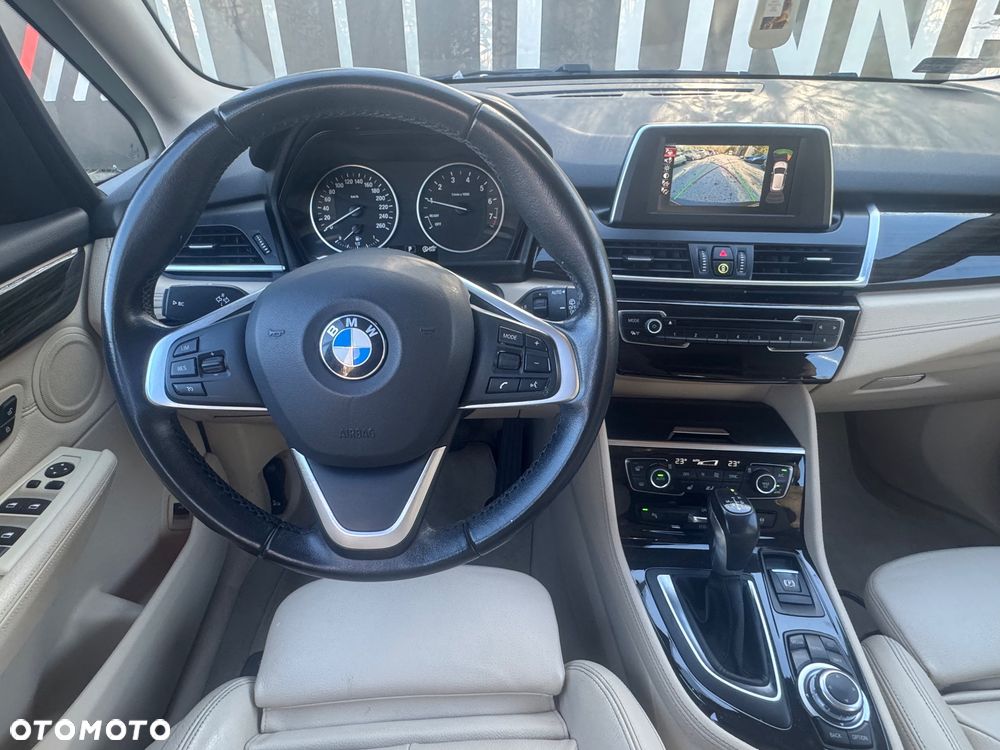 BMW Seria 2 218i Luxury Line - 16