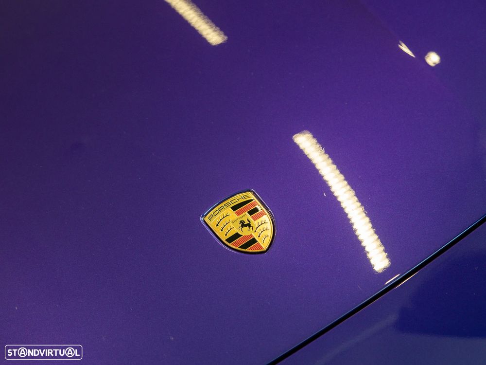 Porsche Taycan Turbo GT Weissach - 16