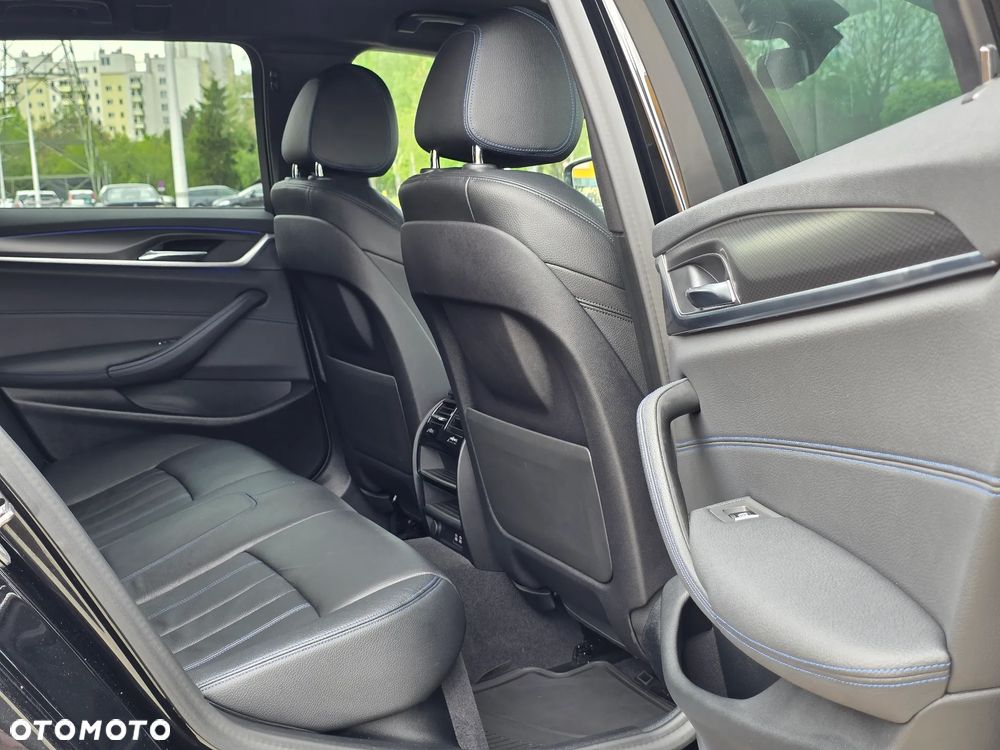 BMW Seria 5 518d M Sport sport - 26