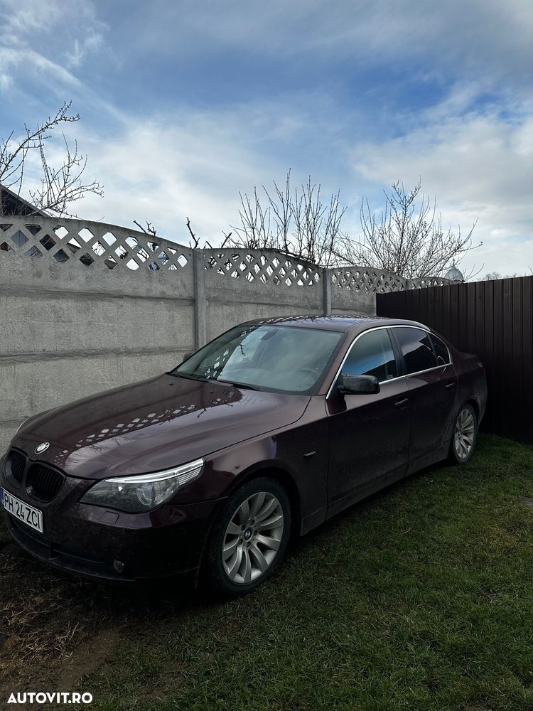 BMW Seria 5 523i - 12