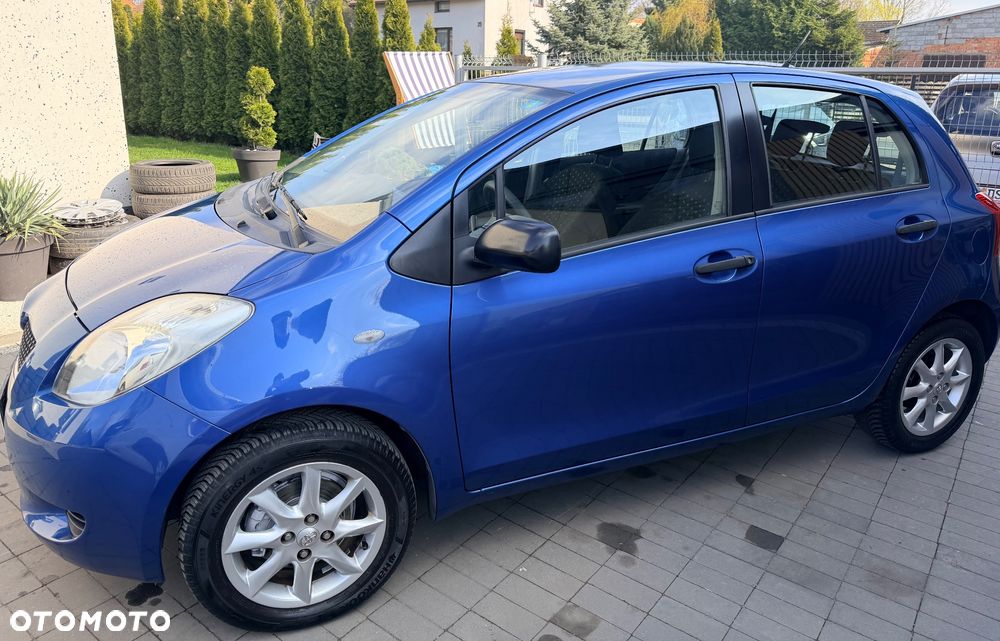 Toyota Yaris 1.0 Luna A/C - 6