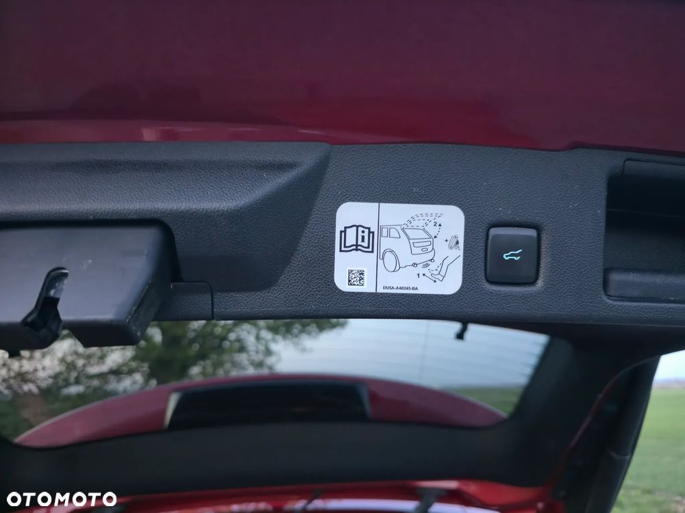 Ford Kuga 2.5 Duratec PHEV ST-LINE - 37