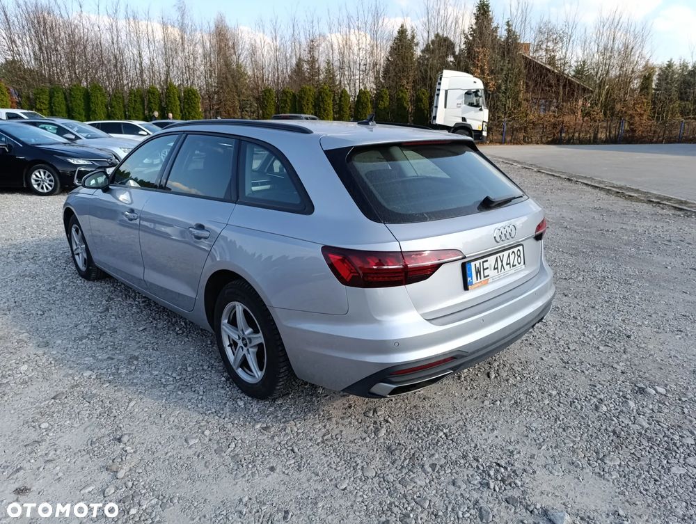 Audi A4 Avant 35 TDI mHEV S tronic - 12