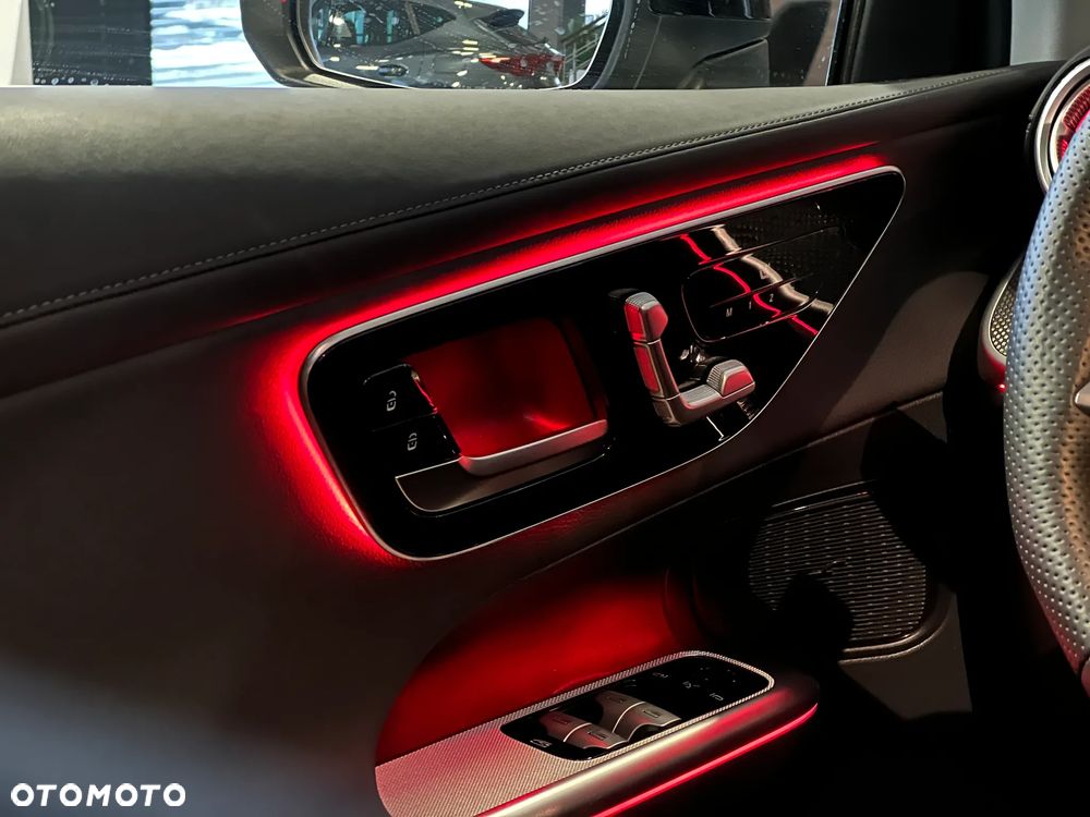 Mercedes-Benz GLC - 13