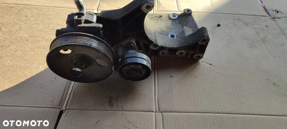 POMPA WSPOMAGANIA TACUMA REZZO 1.6 1.8 - 1