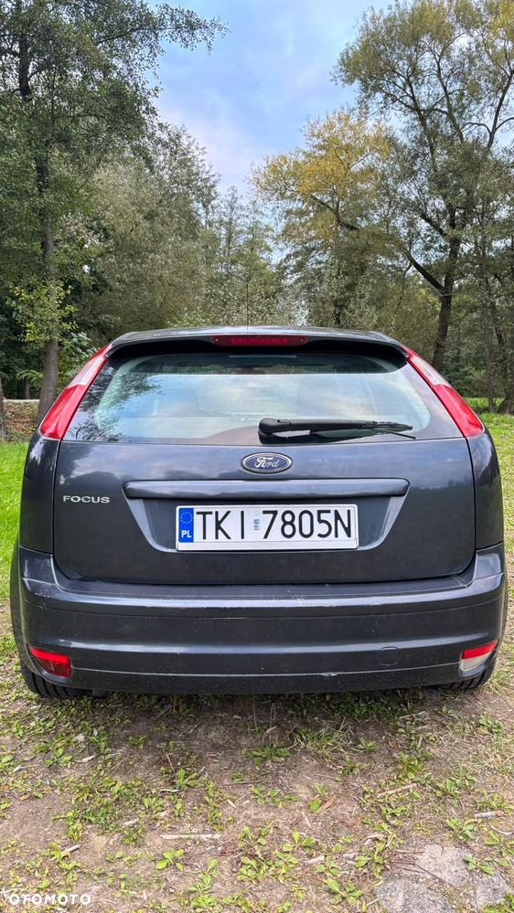 Ford Focus 1.6 Ghia - 5
