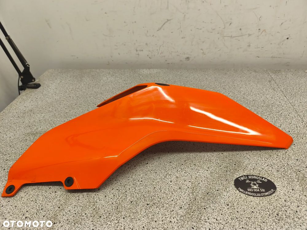 Owiewka, osłona, bok, boczek KTM Duke 125 - 2