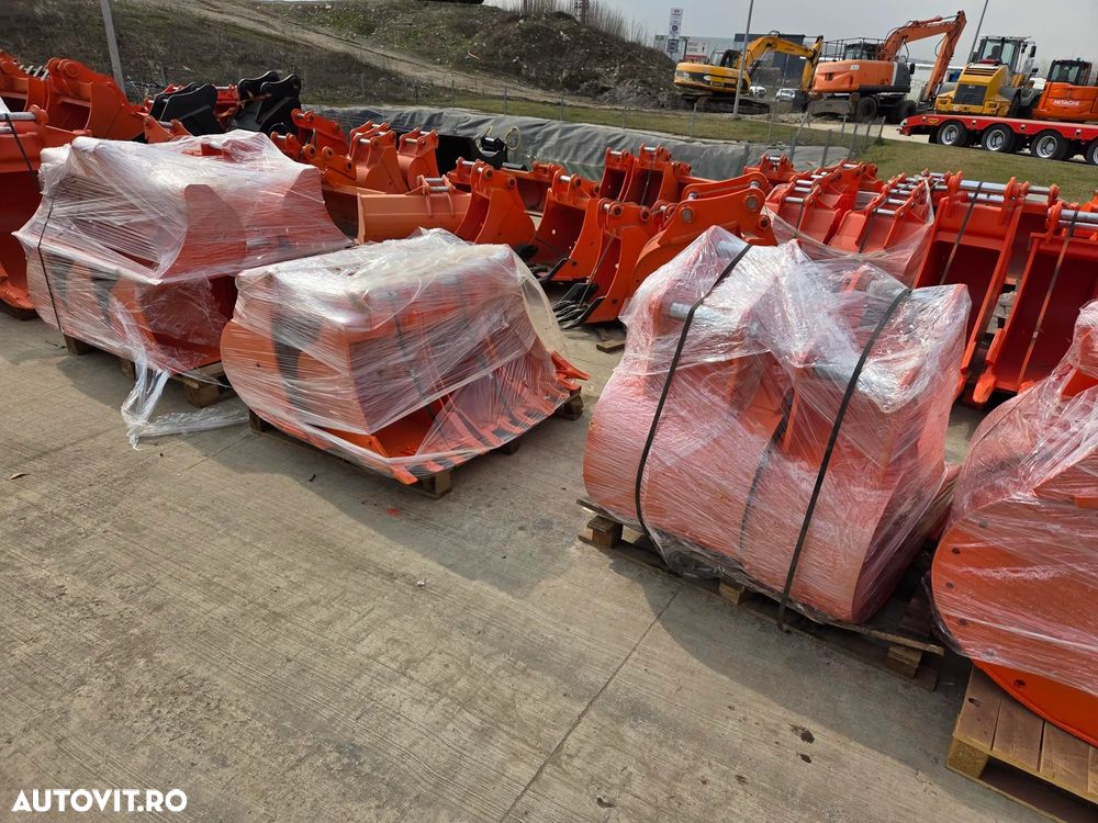 Hitachi ZX10, 1,3 tone, adanci sapare 2m, CUPLA RAPIDA+3 cupe, inst picon pe brate, senile cauciuc extensibile, produs in JAPONIA, posibilitate leasing 5 ani-PROMOTIE 19.500 EUR+Tva - 18