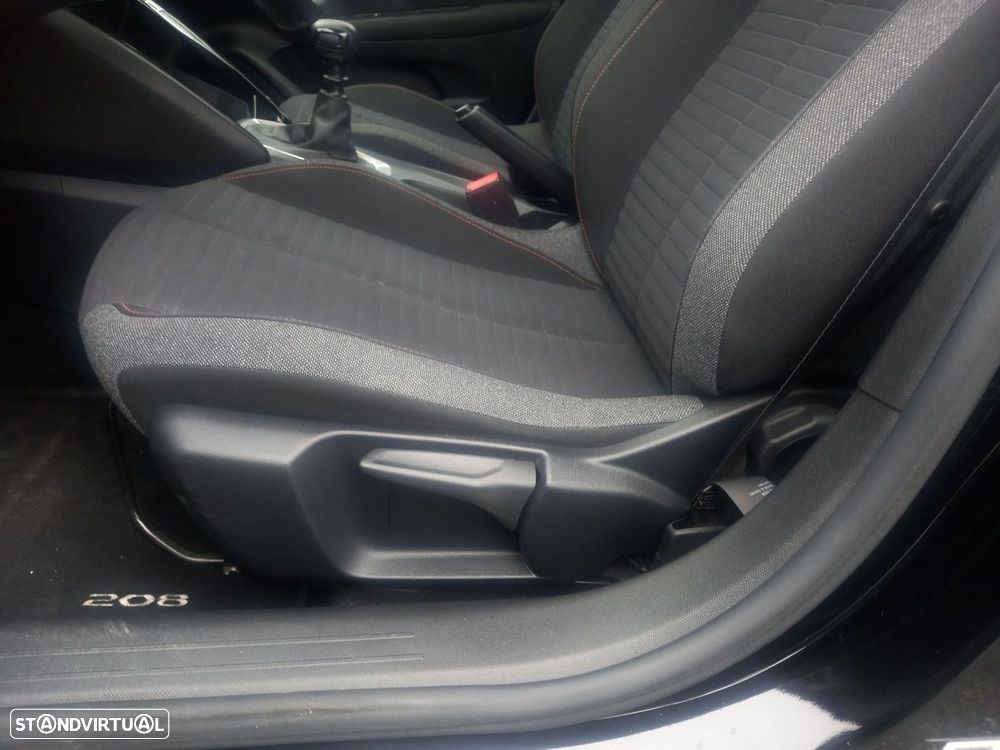 Peugeot 208 1.2 PureTech Active - 11
