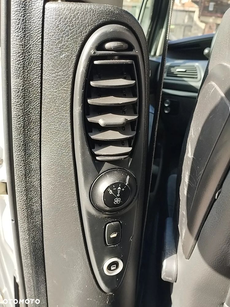 Citroën C8 2.0 HDi Exclusive EU5 - 11