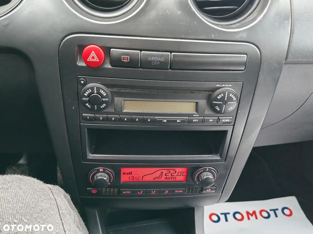 Seat Ibiza 1.4 16V Reference - 11