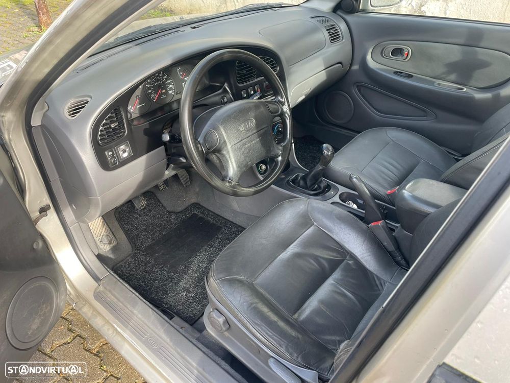 Kia Shuma 1.5 LS Prestige - 7