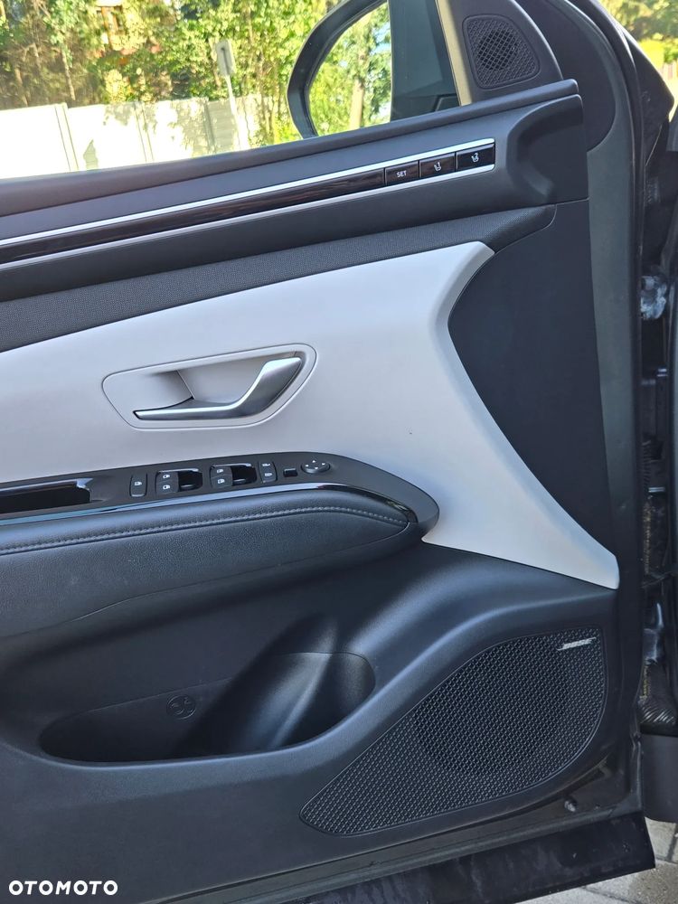 Hyundai Tucson 1.6 T-GDi HEV Platinum 4WD - 18