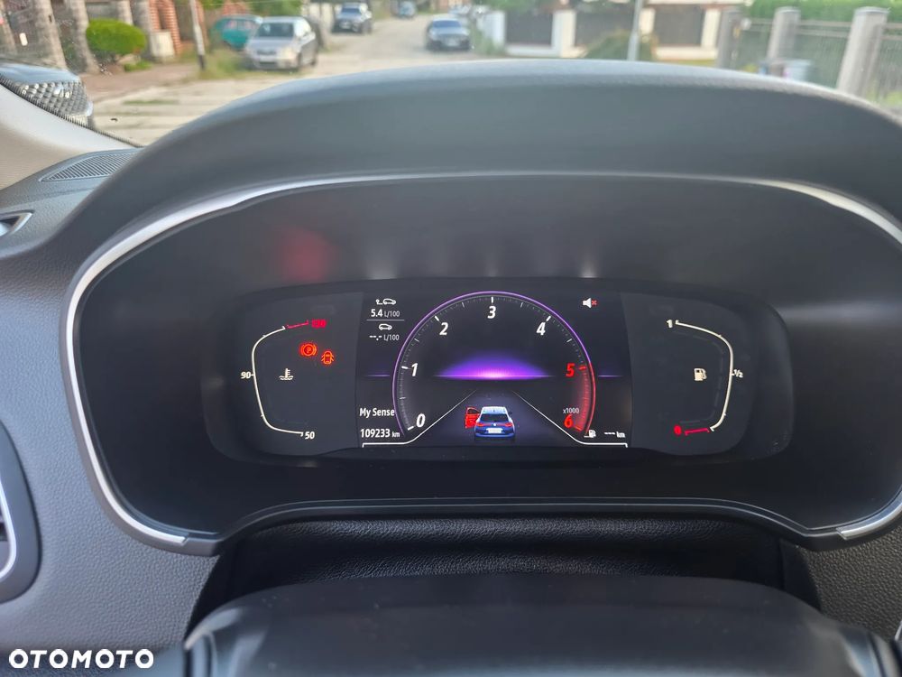 Renault Megane 1.5 Blue dCi Intens - 12
