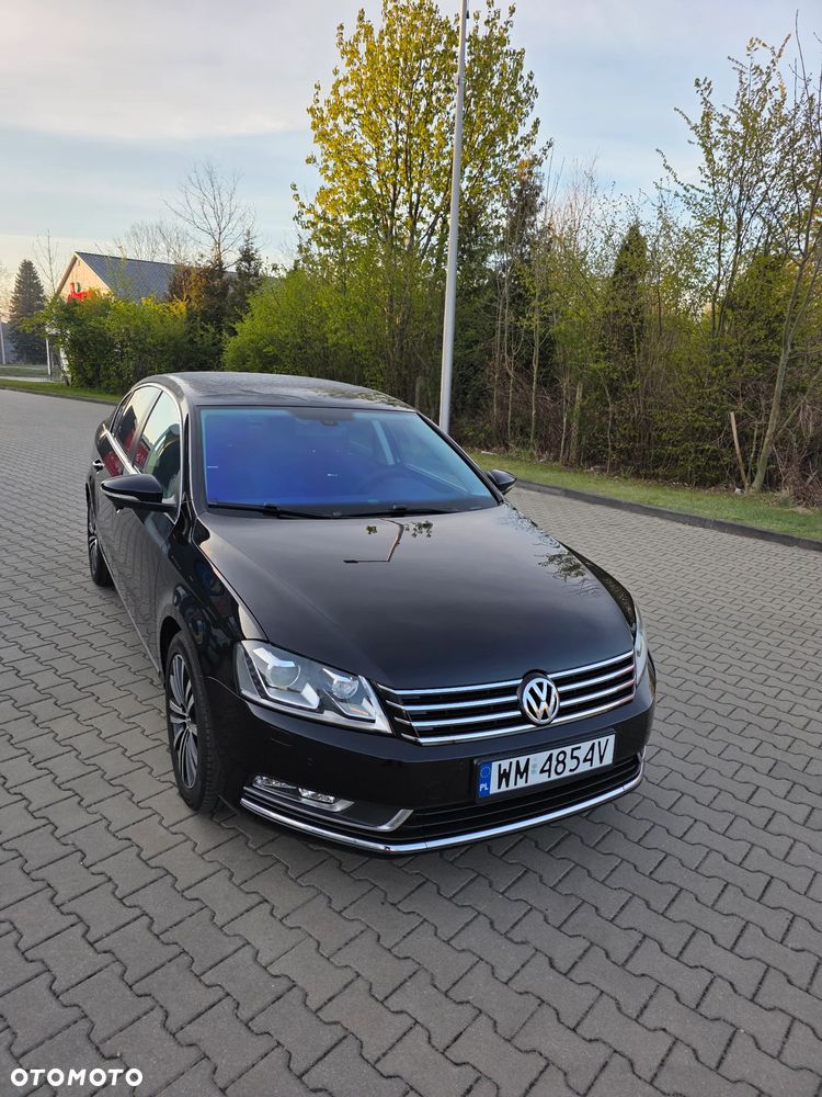 Volkswagen Passat 2.0 TDI Comfortline DSG - 23