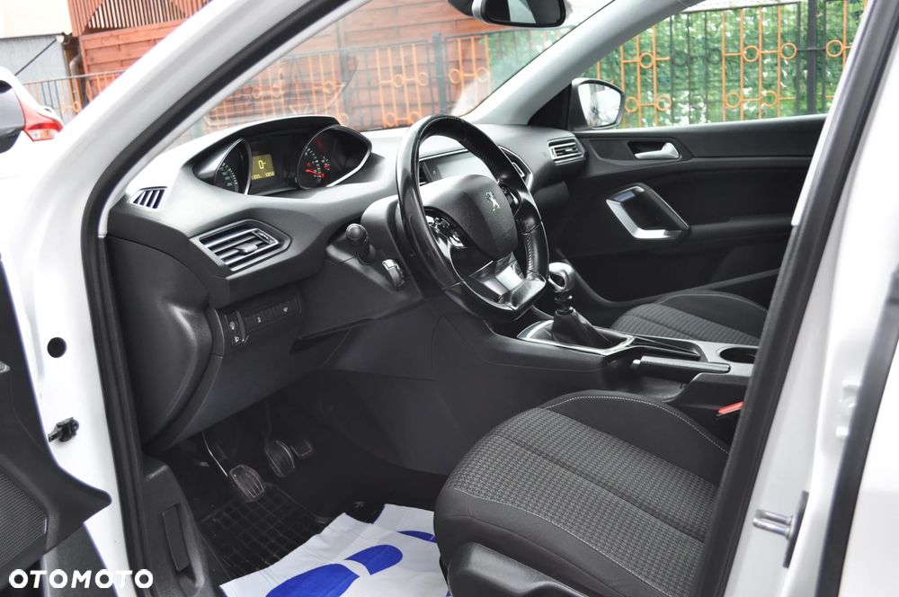 Peugeot 308 1.5 BlueHDi Active Pack Business S&S - 12