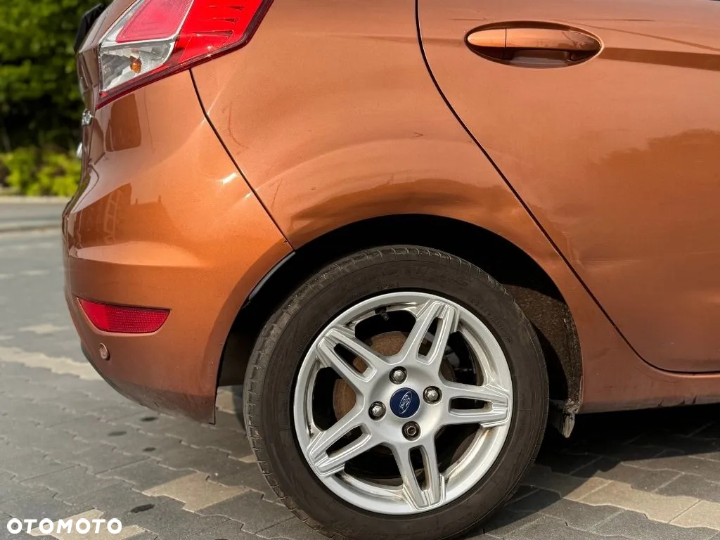 Ford Fiesta - 9