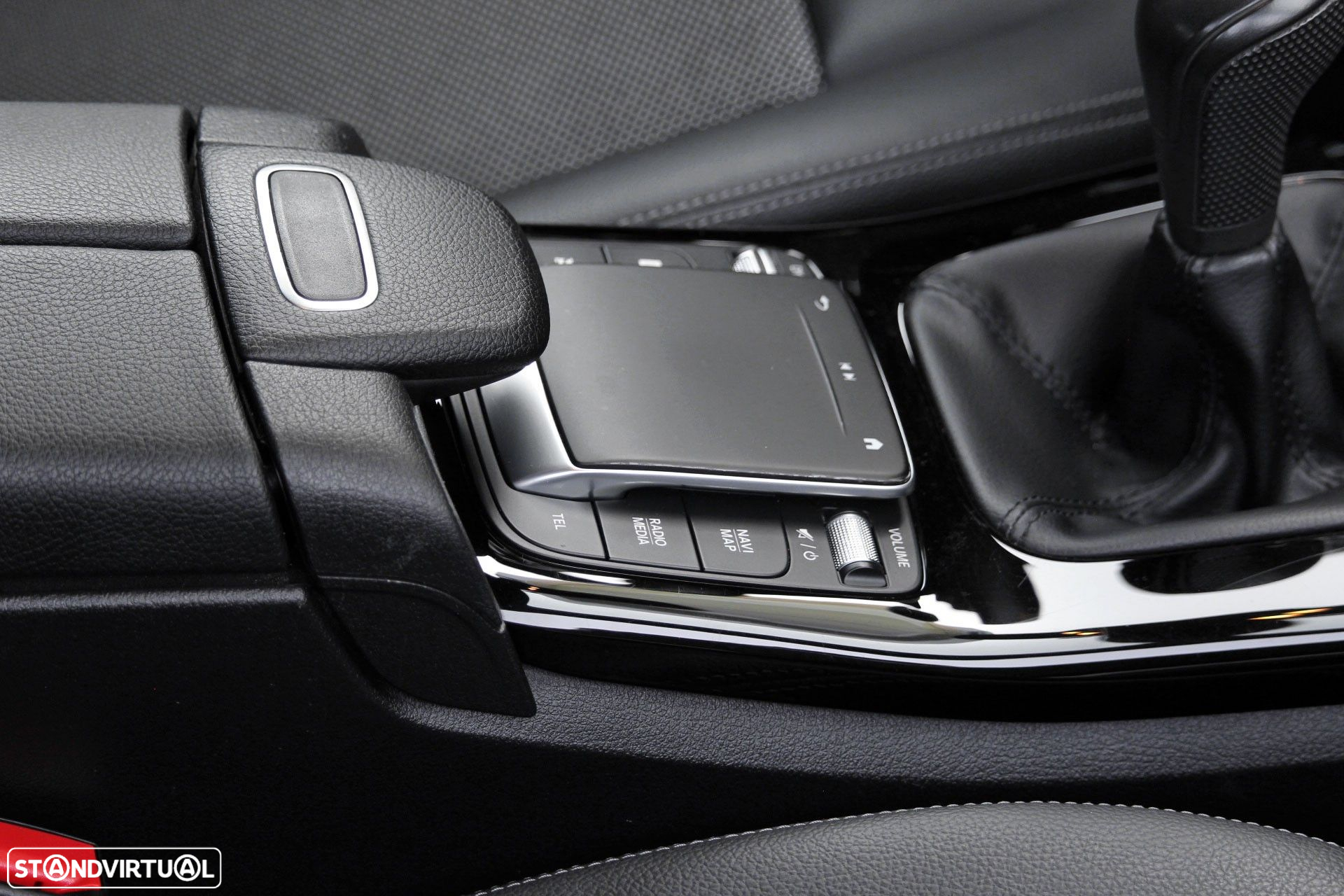 Mercedes-Benz CLA 180 - 33