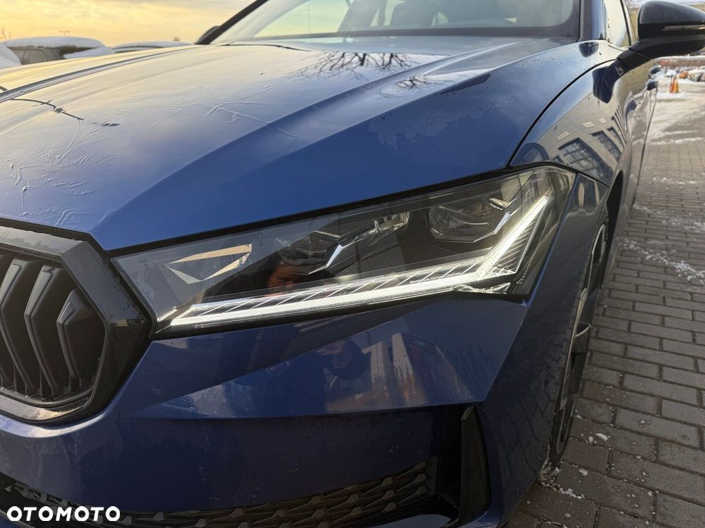 Skoda Superb 2.0 TSI Sportline DSG - 32