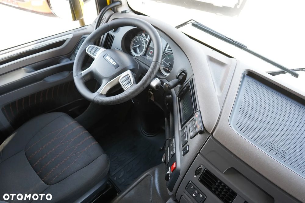 DAF 106 / 530 / EURO 6 / ACC / SPACE CAB / MAŁY PRZEBIEG - 13