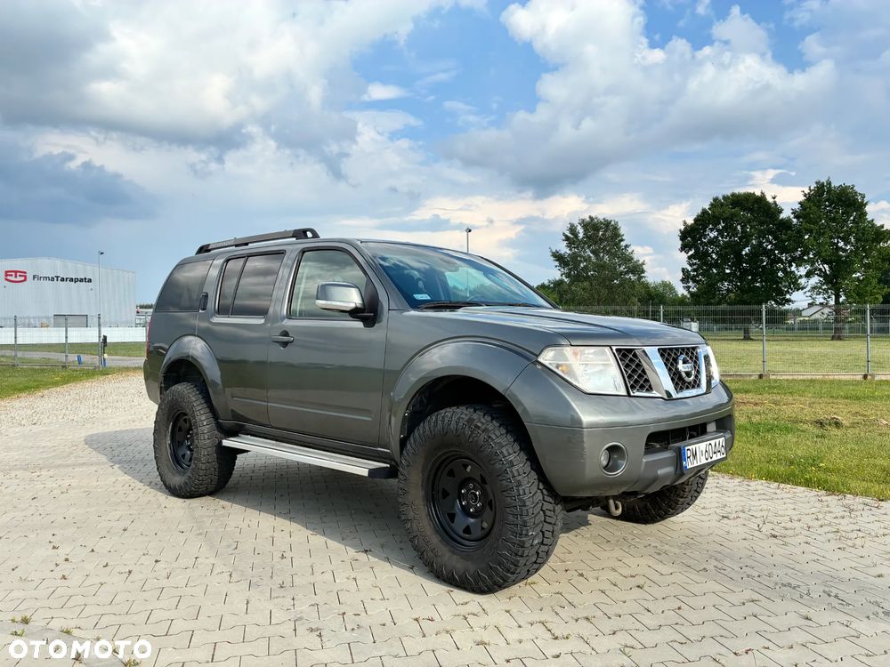 Nissan Pathfinder 2.5 dCi SE - 6
