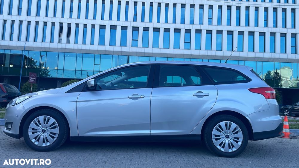 Ford Focus - 6