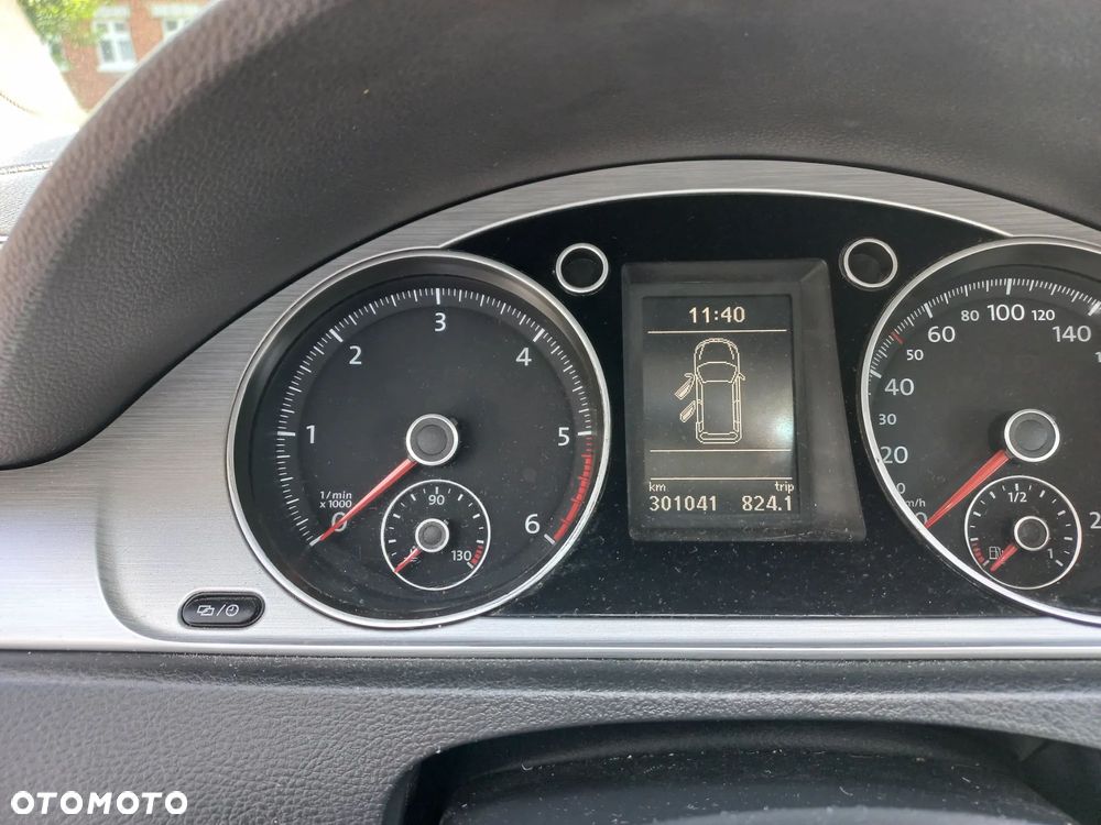 Volkswagen Passat Alltrack - 13