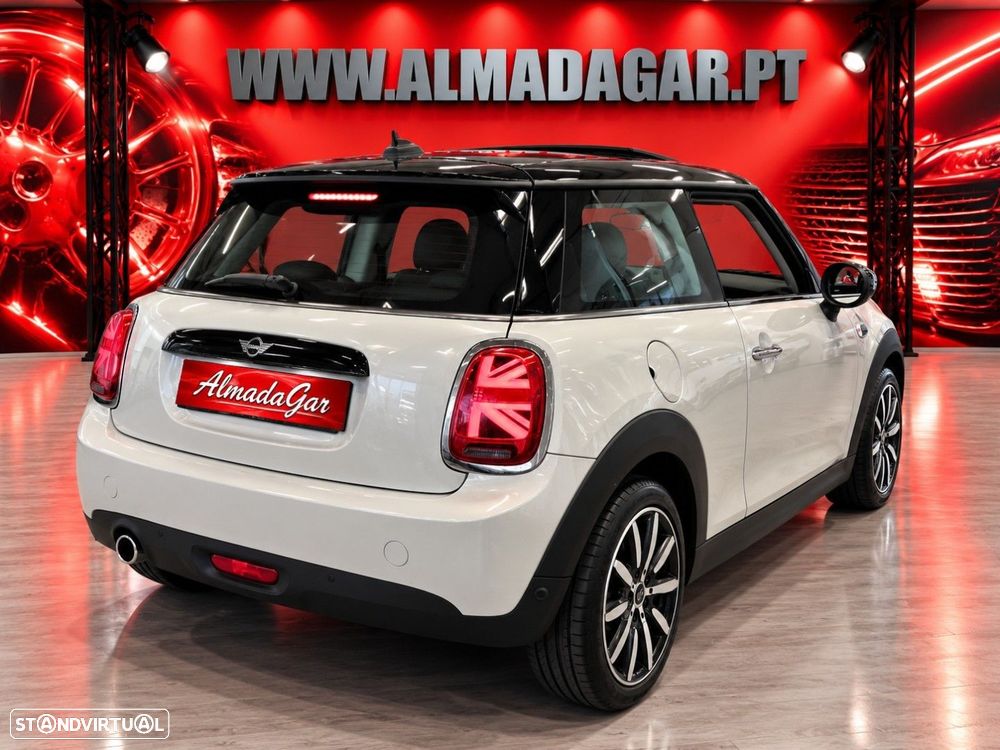 MINI 3 Portas Cooper Camden Edition Auto - 6