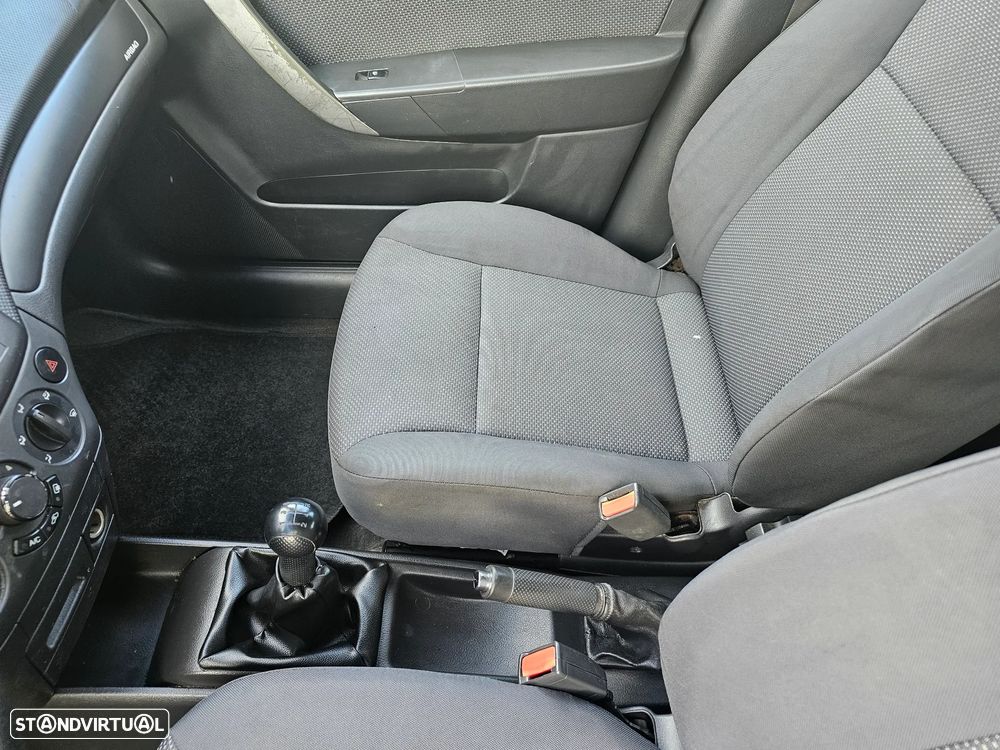 Chevrolet Aveo 1.2 LT - 17