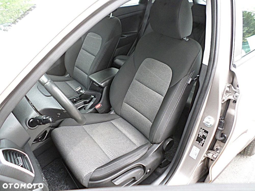 Hyundai Tucson blue 1.6 GDi 2WD Navi - 19