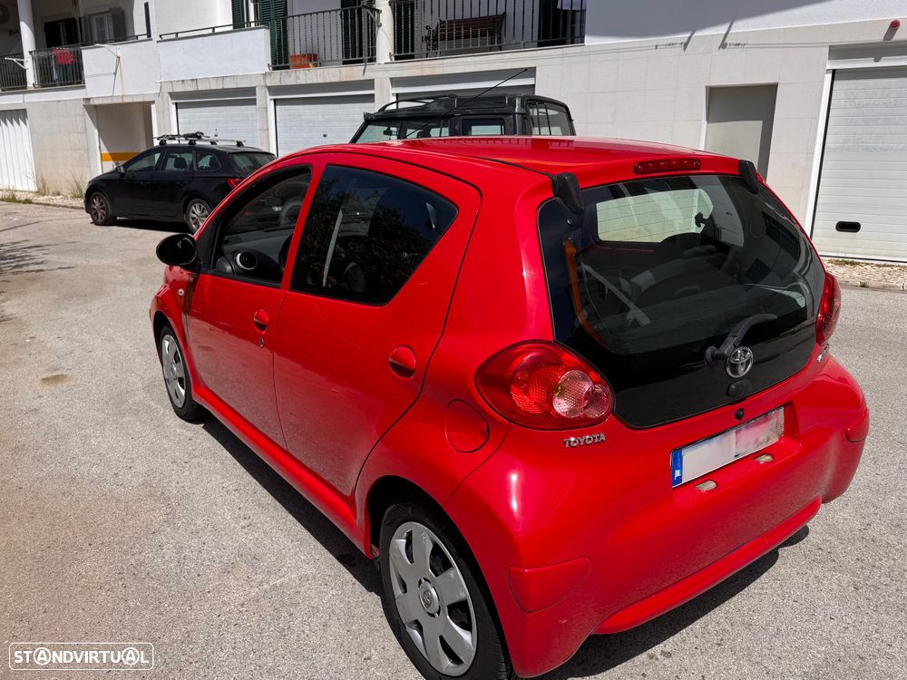 Toyota Aygo Standard - 19
