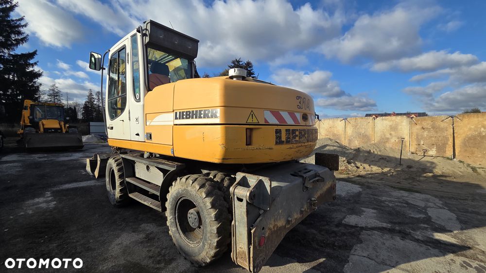Liebherr A314 - 2