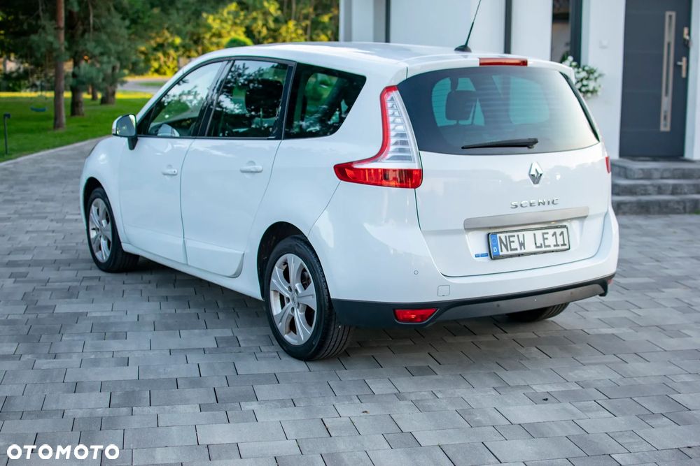 Renault Grand Scenic - 28
