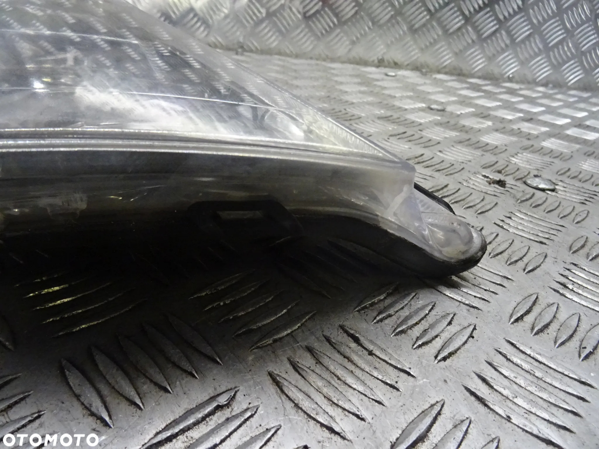 HONDA CIVIC VIII HB 5D 1.4B GRILL CHROM ATRAPA ZDERZAKA - 15