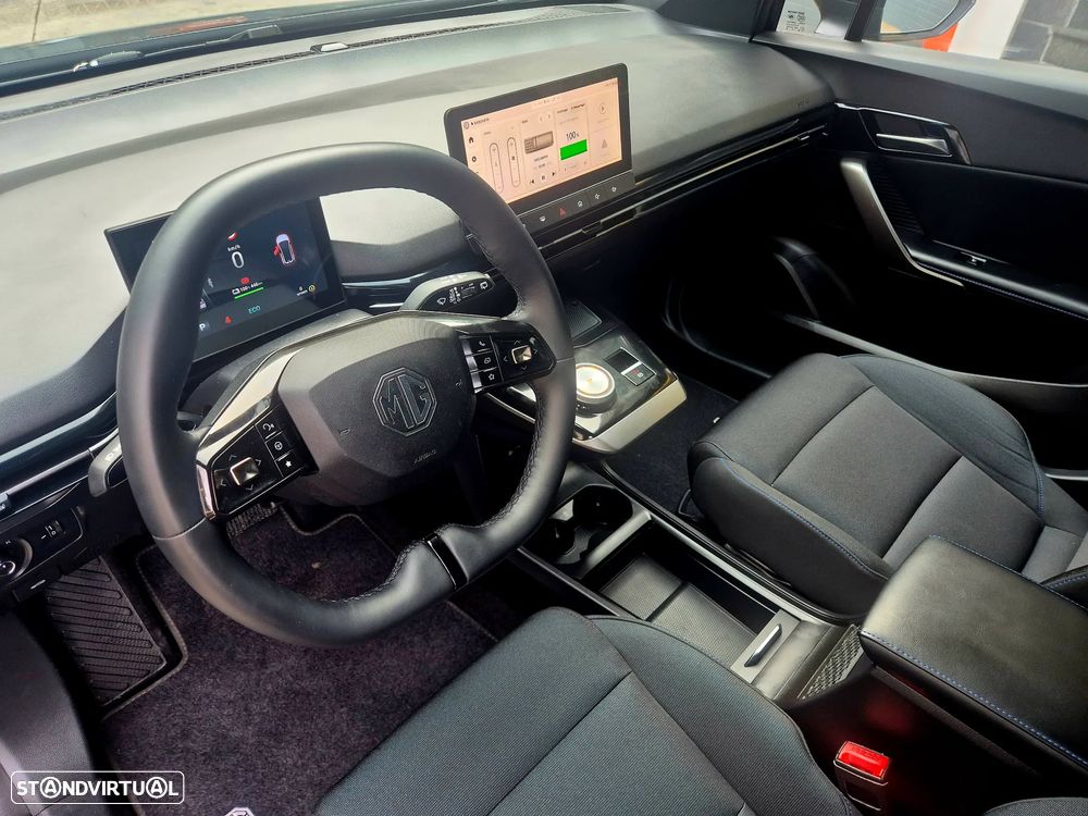MG MG4 4 Luxury 64 kWh - 6