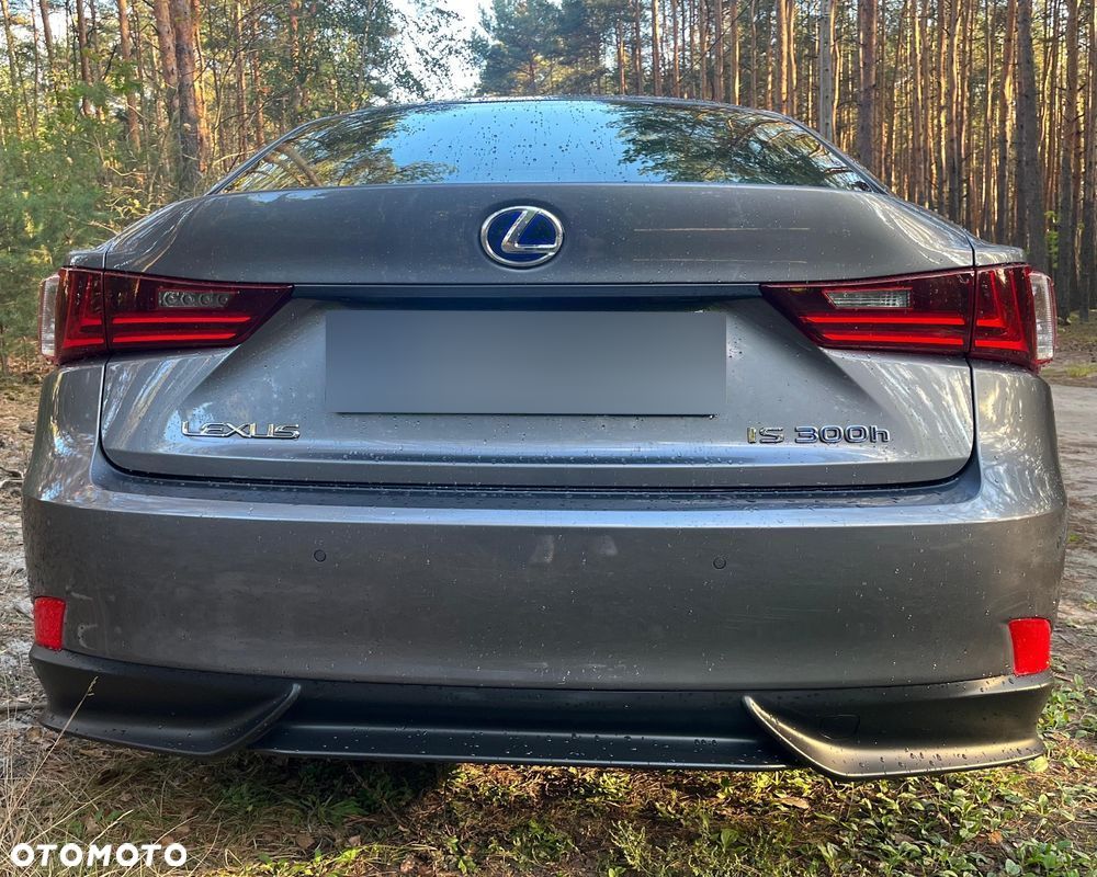 Lexus IS 300h Business - 6