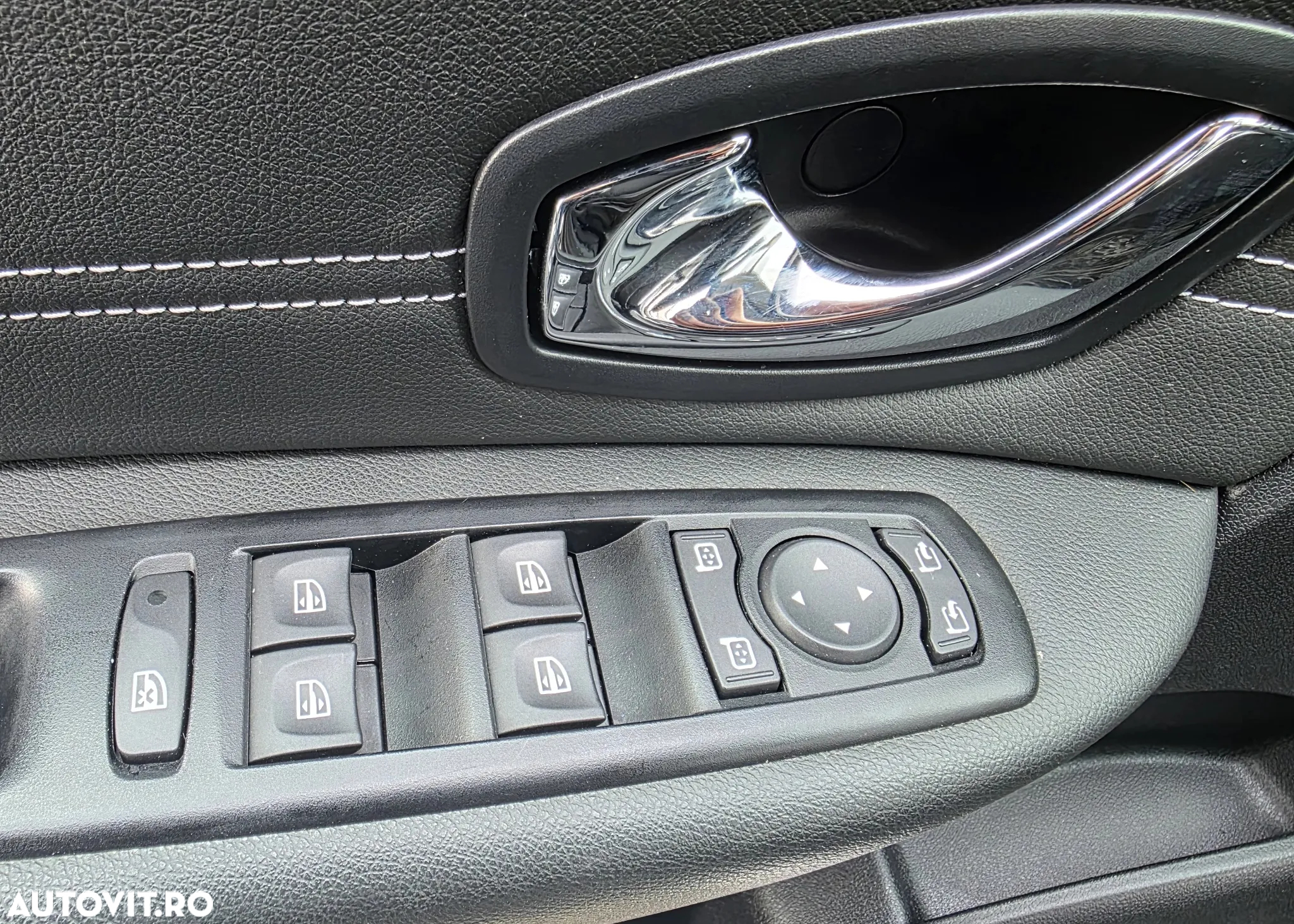 Renault Grand Scenic ENERGY dCi 110 EDC BOSE EDITION - 11