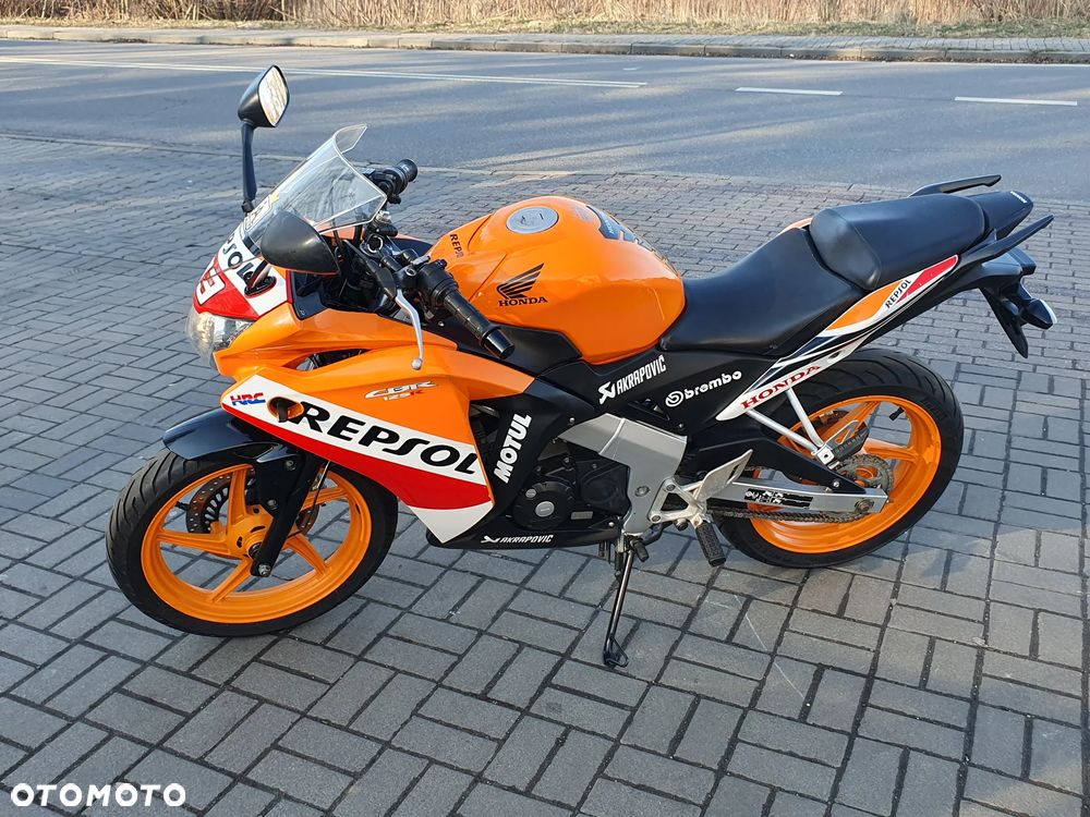Honda CBR - 6
