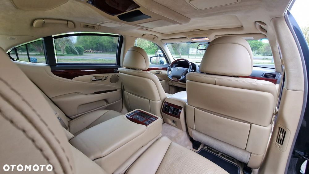 Lexus LS 460 Prestige - 7