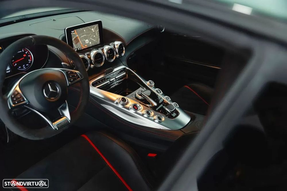 Mercedes-Benz AMG GT S - 23