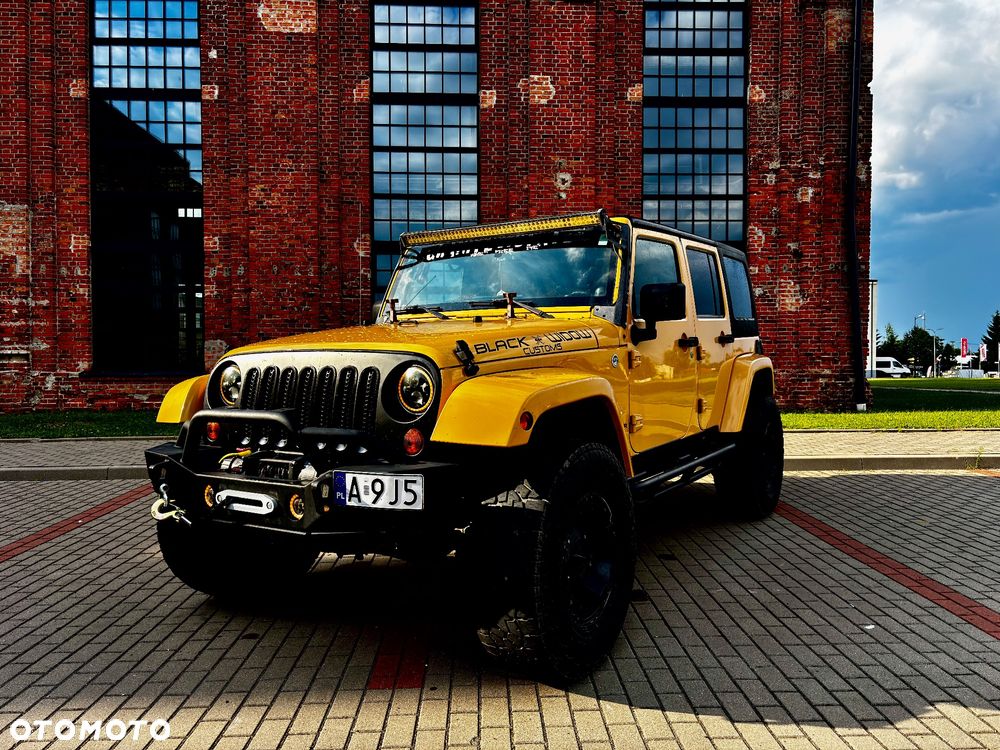 Jeep Wrangler 3.6 Unlim Sahara - 21