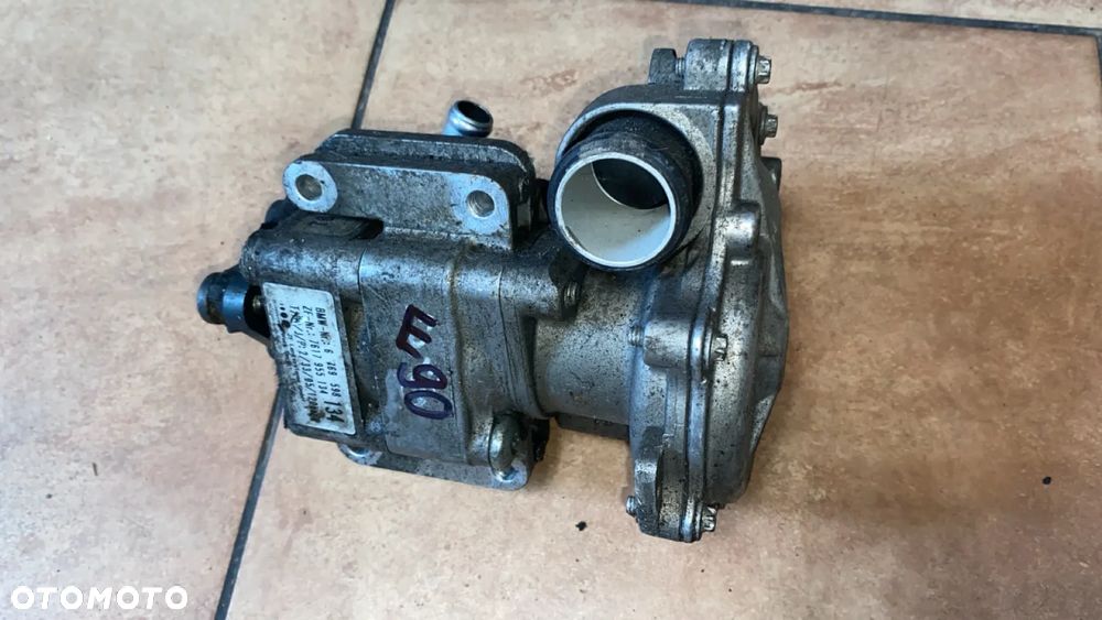 POMPA WSPOMAGANIA BMW E90 6769598 - 1