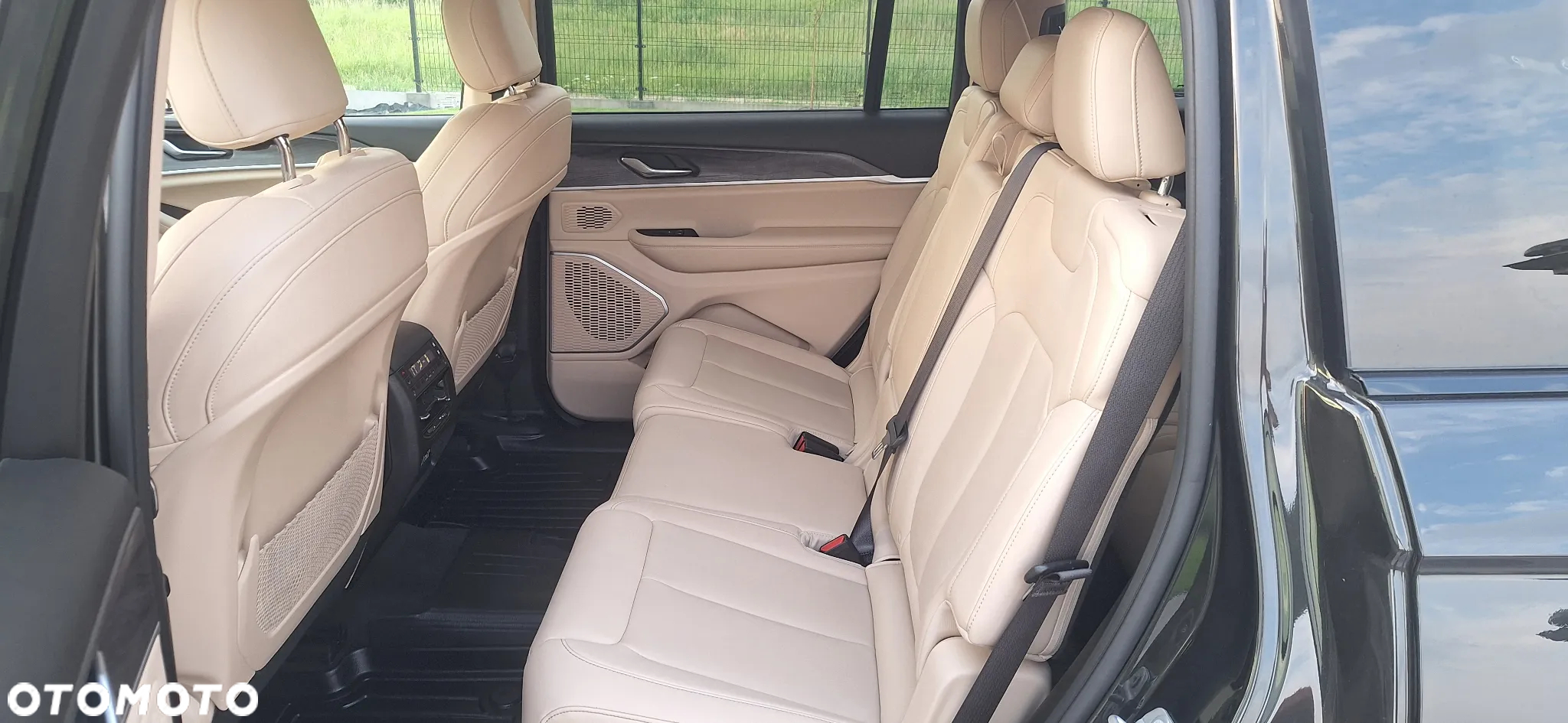 Jeep Grand Cherokee 3.6 V6 Summit - 24