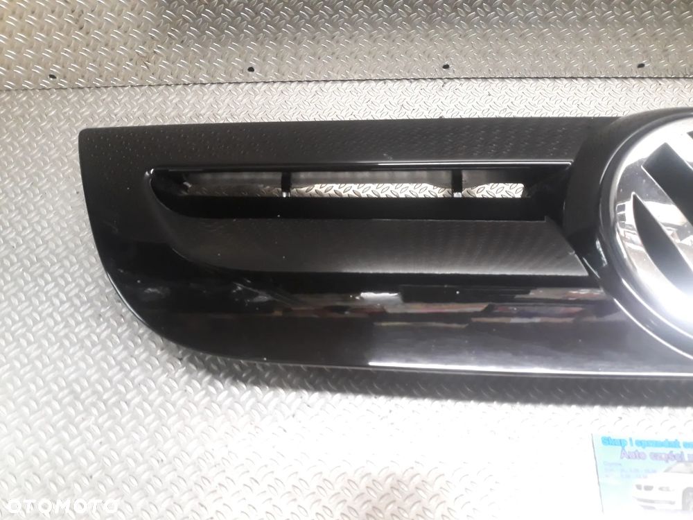 GRILL ATRAPA VOLKSWAGEN POLO IV 9N LIFT  6Q0853653J - 2