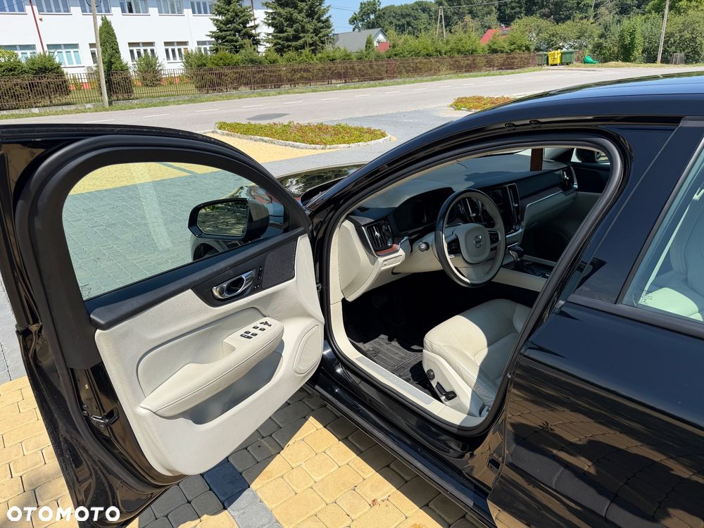 Volvo S60 T6 AWD Momentum Pro - 10