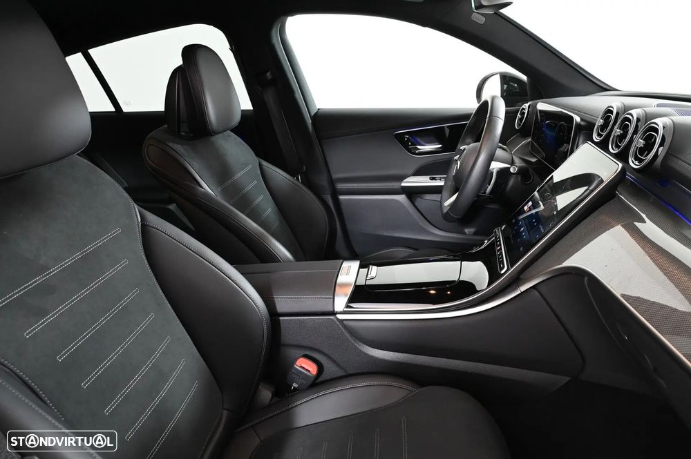 Mercedes-Benz GLC 300 de Coupe 4Matic - 24