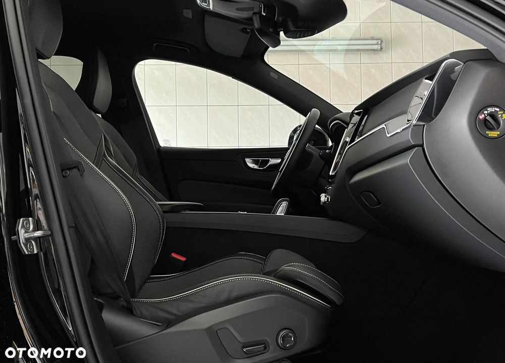 Volvo XC 60 B5 D AWD Geartronic RDesign - 10