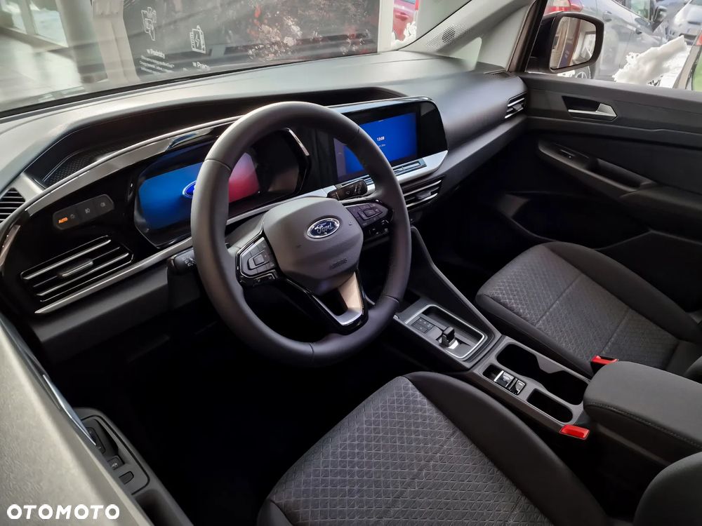 Ford Tourneo Connect Grand - 8