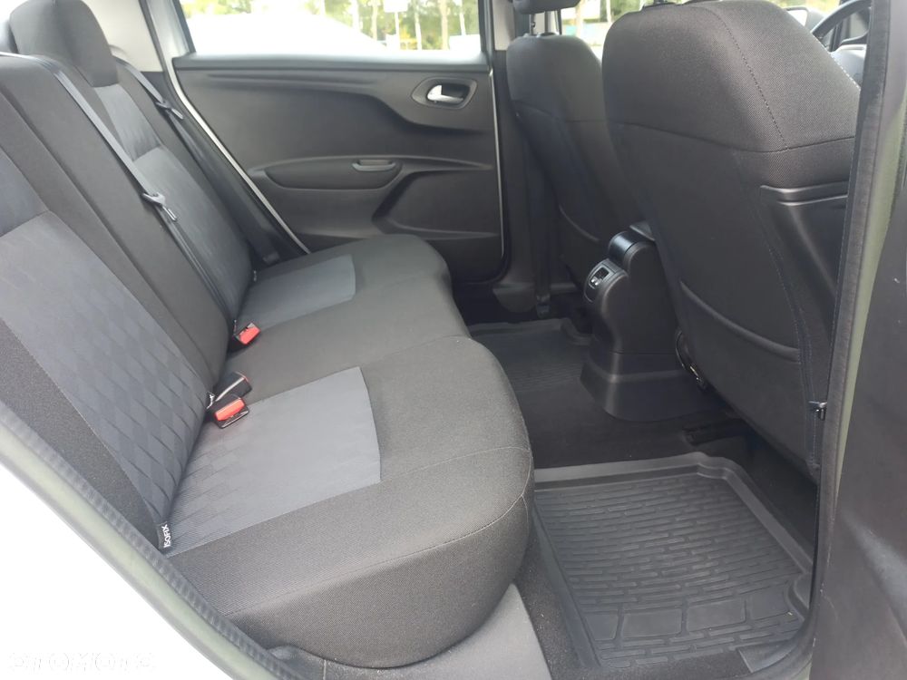 Citroën C-Elysée 1.6 VTi Exclusive - 23